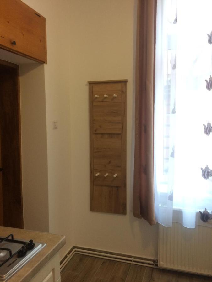 Troll'S House Apartment Sibiu Bagian luar foto